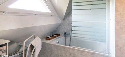 Durant votre séjour vous pourrez profiter d'une vue magnifique sur notre belle région de l'Albanais.